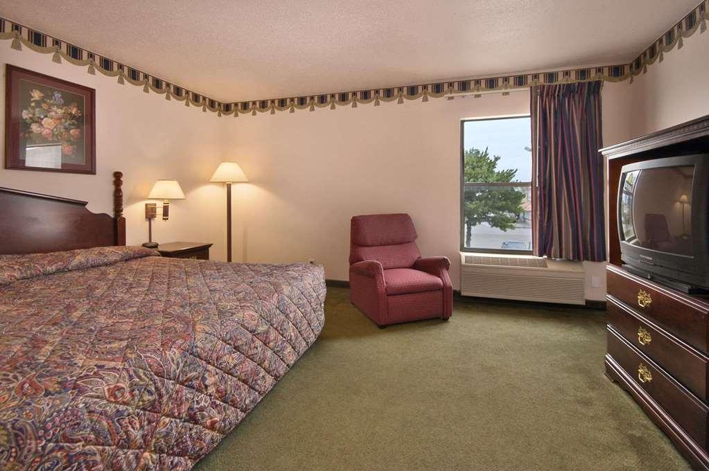 Days Inn By Wyndham Walcott Davenport Εξωτερικό φωτογραφία